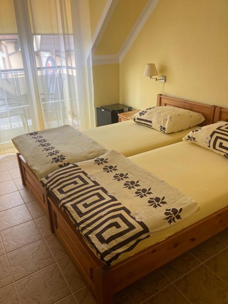 Apartmán Pod Delfinem Rewal Exteriér fotografie